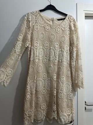 Vestido Zara Beige Crochet Manga Larga