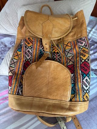 Mochila de piel comprada en Marruecos