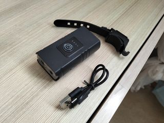 Luz LED Bicicleta/Patinete Largo Alcance