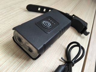Luz LED Bicicleta/Patinete Largo Alcance
