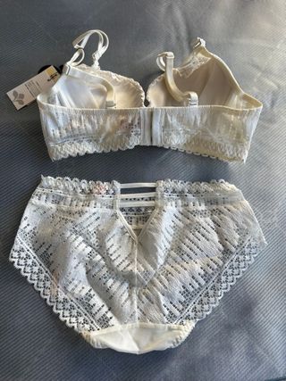 Conjunto lencería Aereney blanco encaje