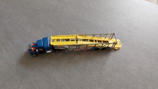 Camion con rimorchio