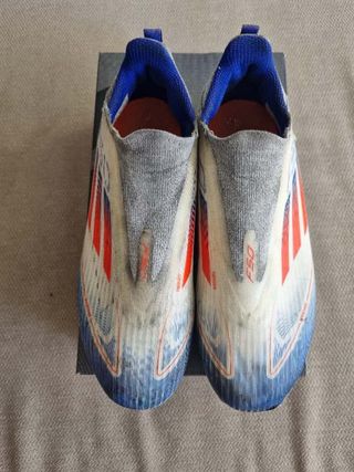 Botas de fútbol Adidas F50, talla 36