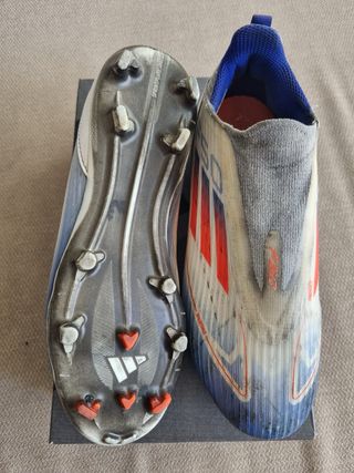 Botas de fútbol Adidas F50, talla 36