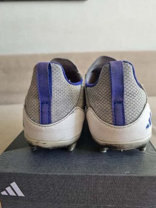 Botas de fútbol Adidas F50, talla 36