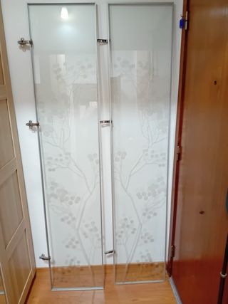 Puertas de cristal librería BILLY IKEA