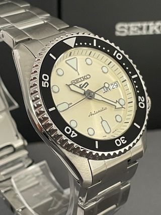 Reloj SEIKO 5 Sport 38mm “Cream Midi” SRPK31K1