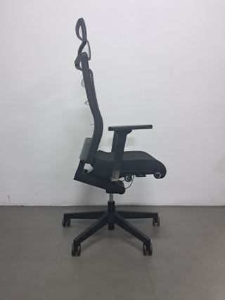 Silla INTERSTUHL AIRPAD reposacabezas ergonómica