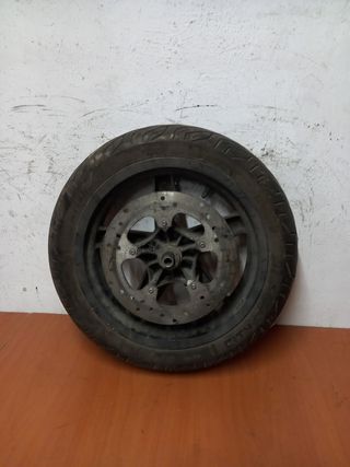 Llanta Yamaha Xmax con disco de freno
