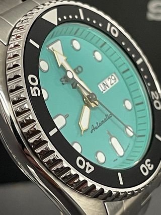 Reloj SEIKO 5 Sport 38mm “Teal Midi” SRPK33K1