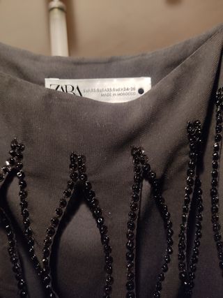 Vestido de fiesta con abalorios 