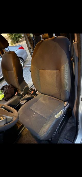 Nissan NV200 2016