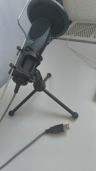 Micrófono Gaming con Soporte