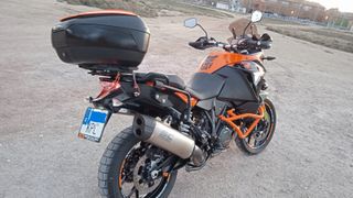 KTM 1090 Adventure (disponible hasta fin de año)
