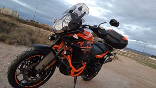 KTM 1090 Adventure (disponible hasta fin de año)