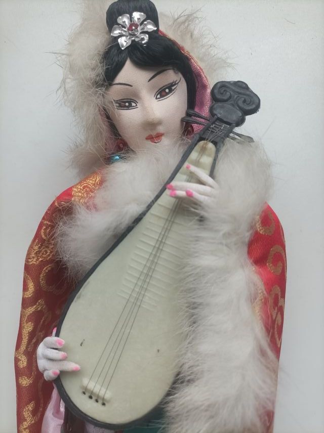 Muñeca cortesana china antigua
