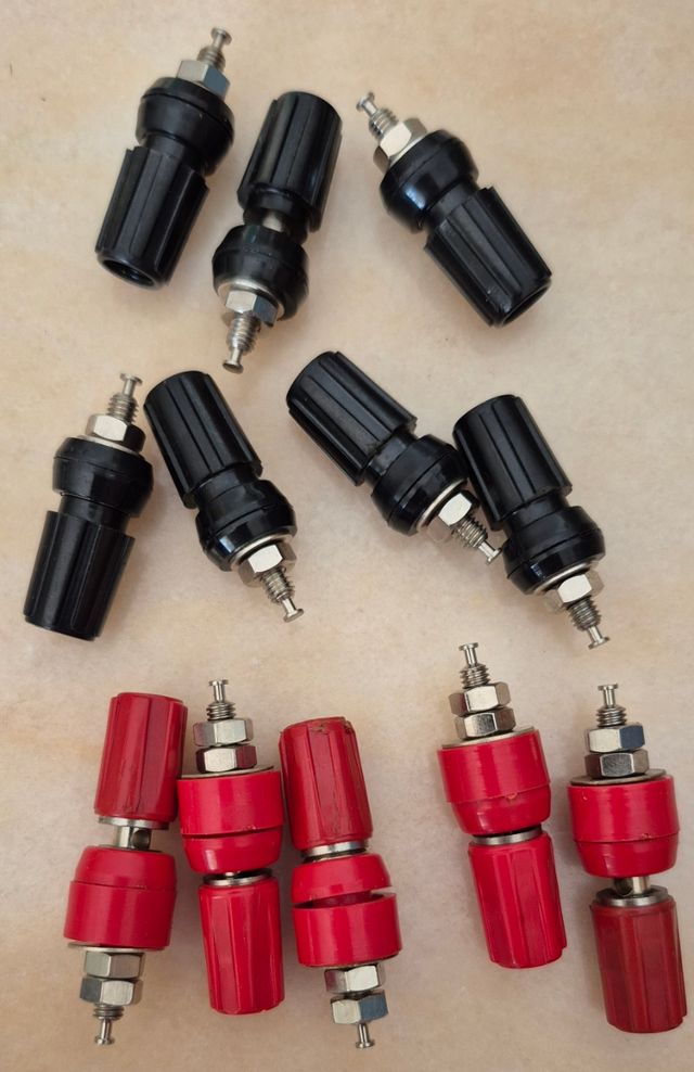 Bornes banana hembra montaje en chasis Negro-Rojo