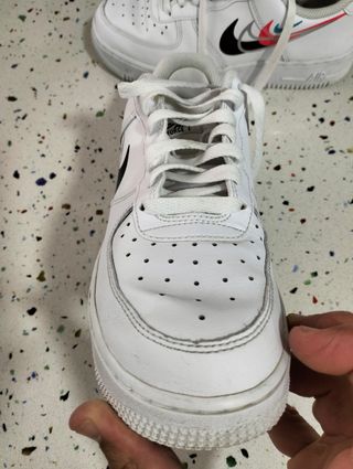 Nike Air Force 1 Rojas y Blancas