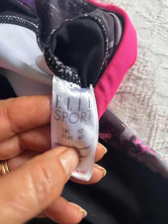 Set- Nike top y gorro, Elle Sport leggings, M