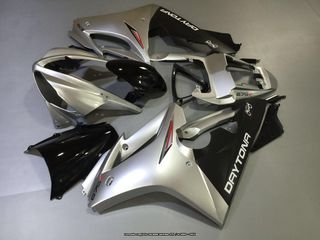 Oferta especial Carenado TRIUMPH DAYTONA 675 2009