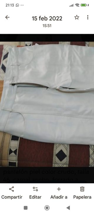 Pantalón de piel color crudo talla 46