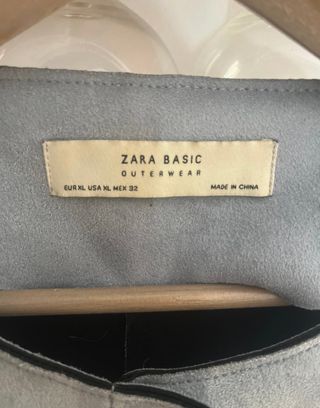 Chaqueta Zara antelina gris