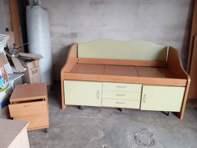 Cama con base de láminas y cajones 60€