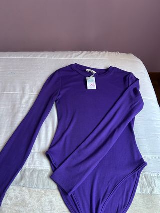 Body liso manga larga morado XS