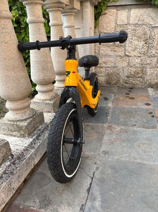 Bicicleta de equilibrio 12p amarilla