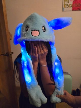 Gorro infantil de Stich con luces LED y orejas 