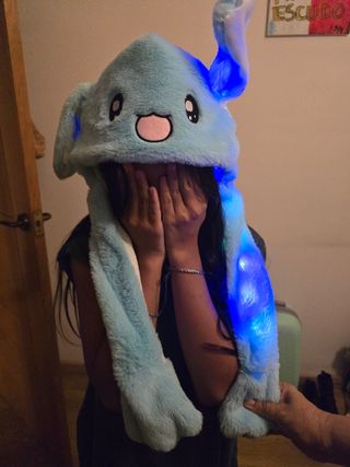 Gorro infantil de Stich con luces LED y orejas 