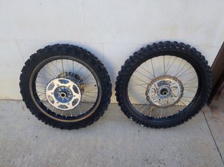 Juego Ruedas Kawasaki KXF 250 2016