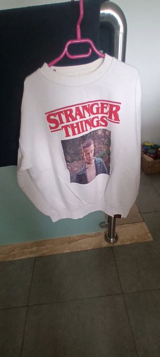 Sudadera Stranger Things Blanca