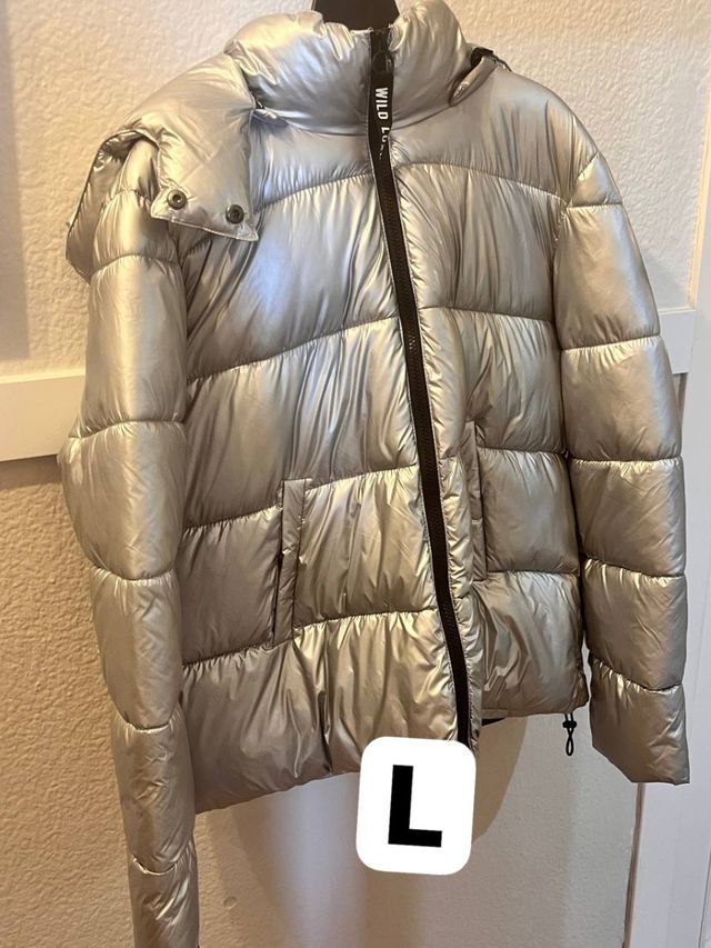 Abrigo acolchado plateado talla L