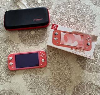 Nintendo Switch Lite + custodia nera