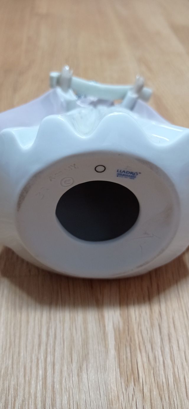 Figura Lladro Ángel con Pergamino