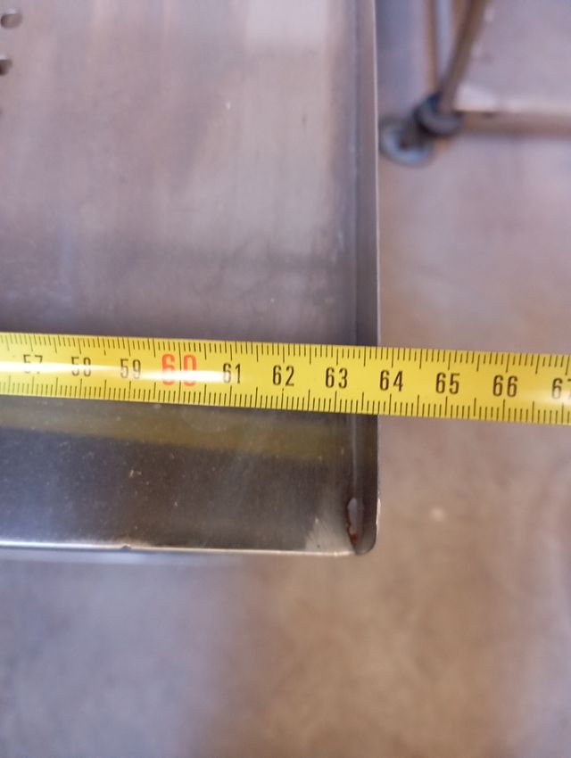 Carros de acero inoxidable para bollería y pan.