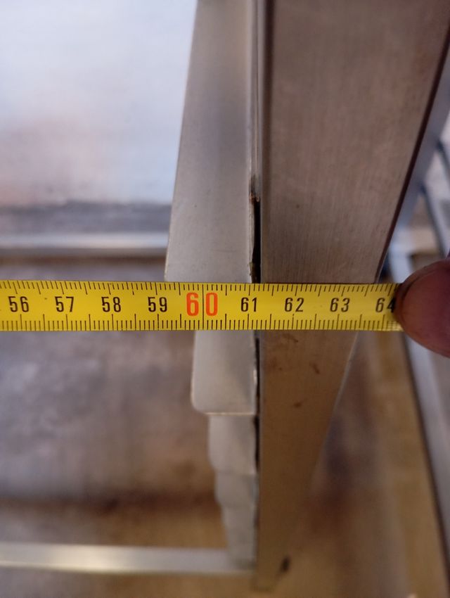 Carros de acero inoxidable para bollería y pan.