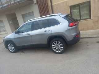 Jeep Cherokee 2016