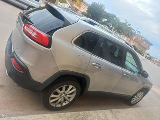 Jeep Cherokee 2016