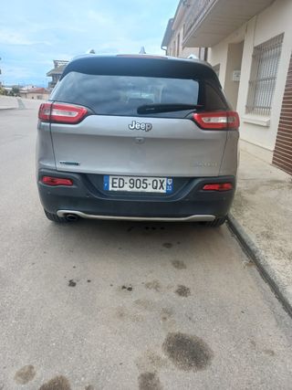 Jeep Cherokee 2016