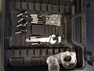 Fresadora Arebos 1200W + 12 brocas + maletín