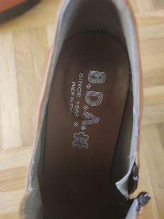 Botines de piel tacón alto cordones talla 38
