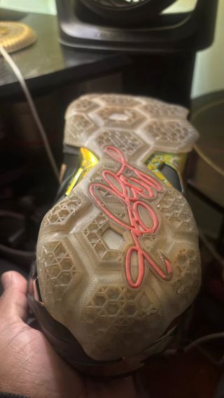 Nike LeBron 11 Elite Negro Dorado