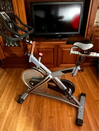 Bicicleta Spinning BBH Fitness MKT Jetbike Pro