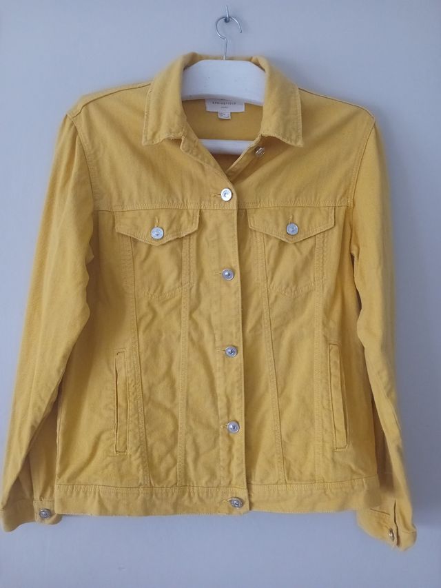 Chaqueta vaquera amarilla
