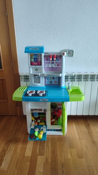 Cocinita de juguete