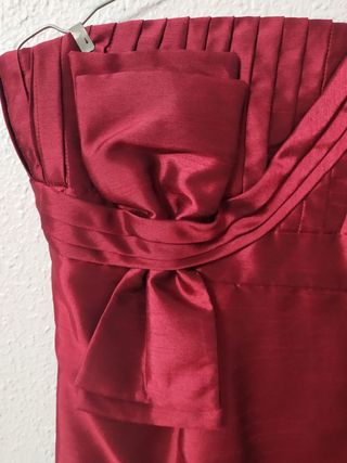 Vestido de fiesta fucsia