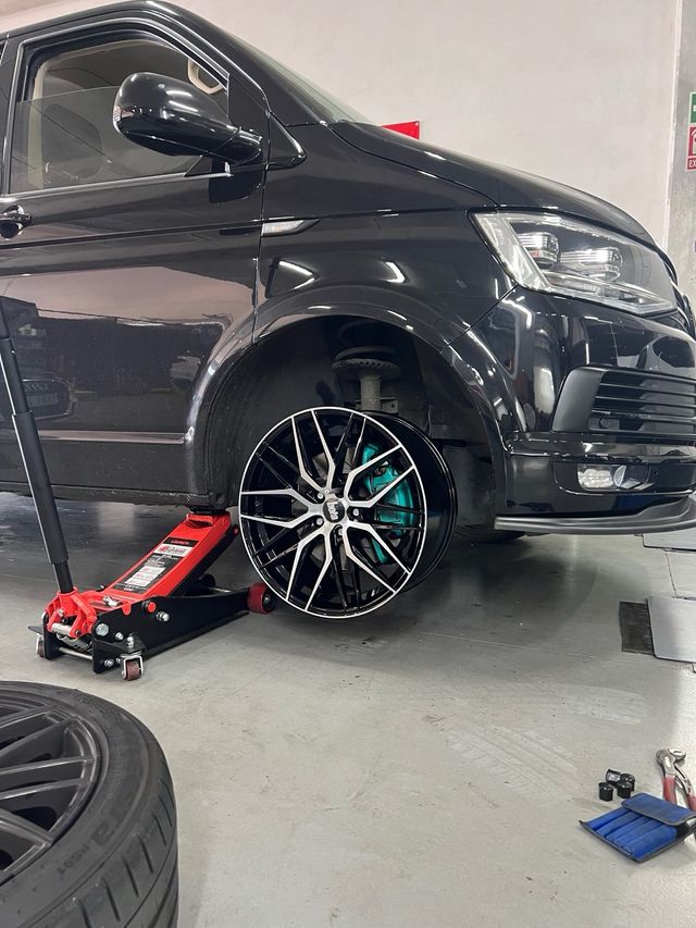 Llantas Multivan Bola 22