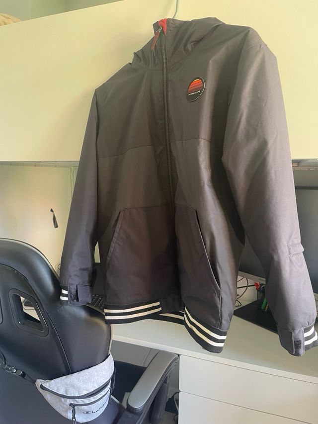 chaqueta decathlon para esquiar